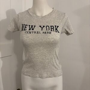 On Fire size Large New York Central Park Ribbed Stretch Baby Tee